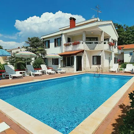 Amazing In With Wifi Poreč